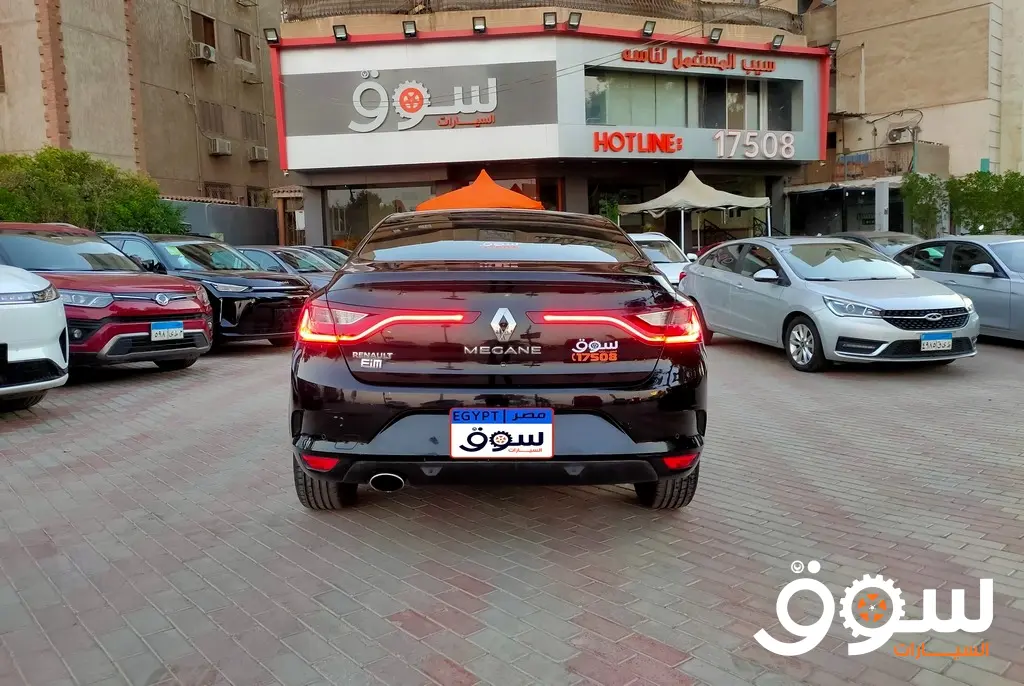 رينو ميغان 2021 - سيارة مستعملة للبيع في مصر - Image 4