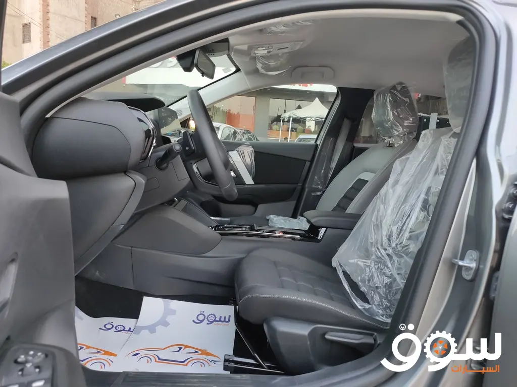 Citroen C4 X 2026 - سيارة جديدة للبيع في مصر - Image 5